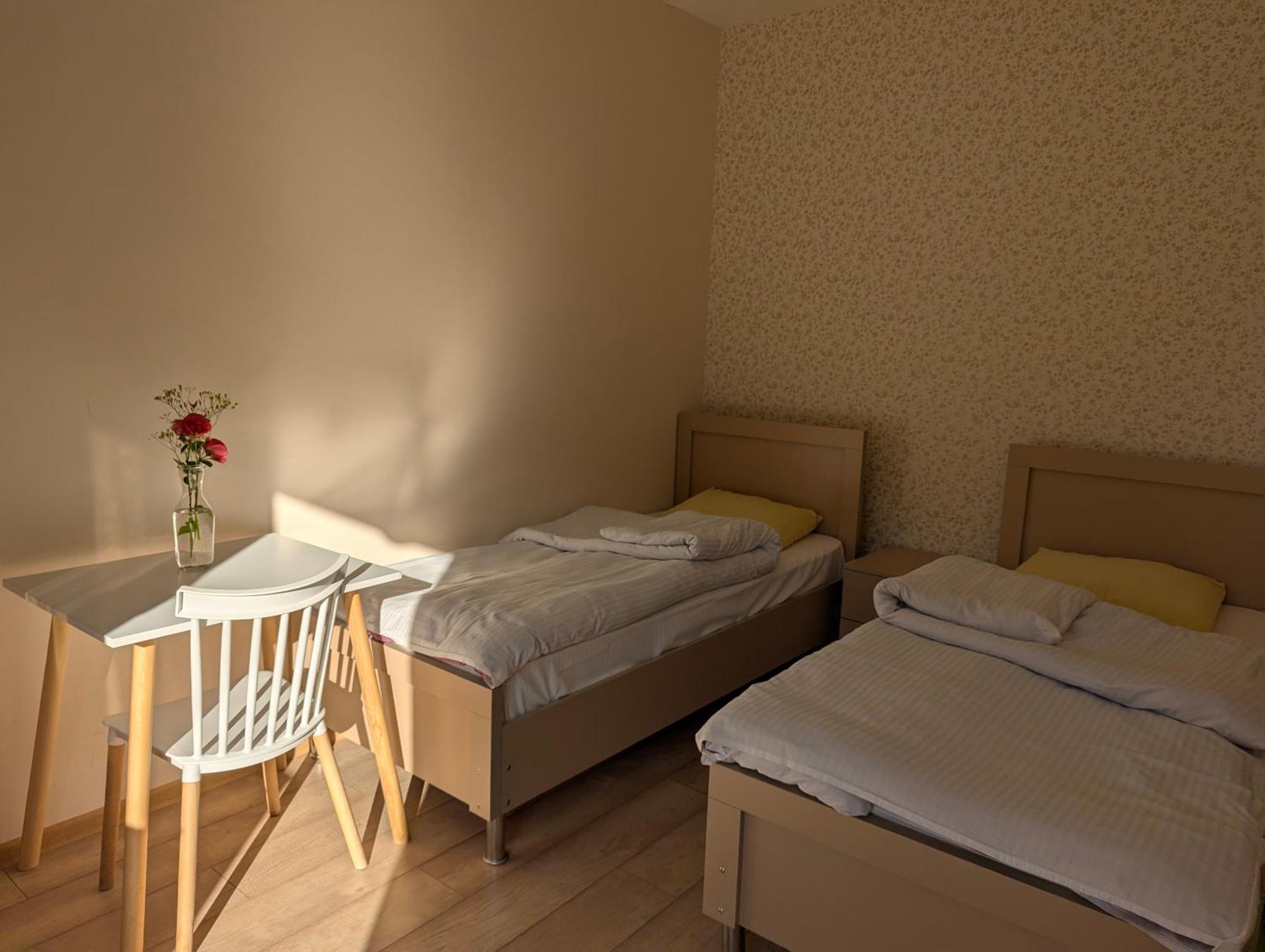 Bee House Hotel Pia Room photo